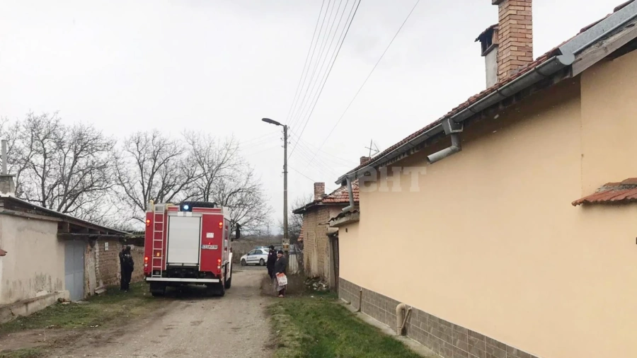 Разследват смъртта на самотник, открит след пожар
