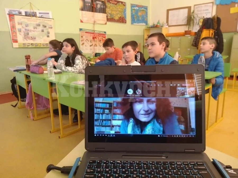 Библиотечни специалисти проведоха среща от поредицата „Четене с предизвикателства“