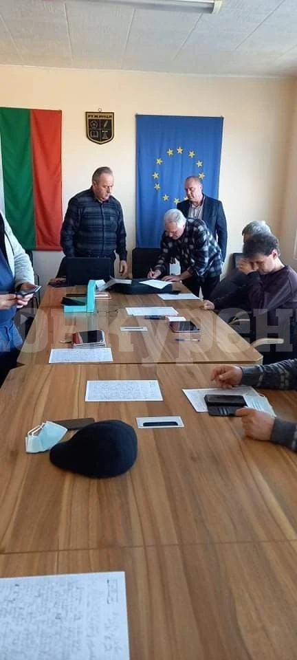 Избраха нов председател на общинския съвет в Ружинци СНИМКИ