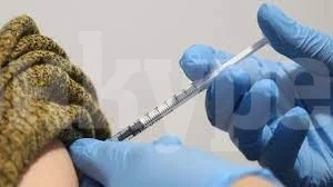 Шефът на Pfizer каза ще си слагаме ли бустерни дози на 4-5 месеца