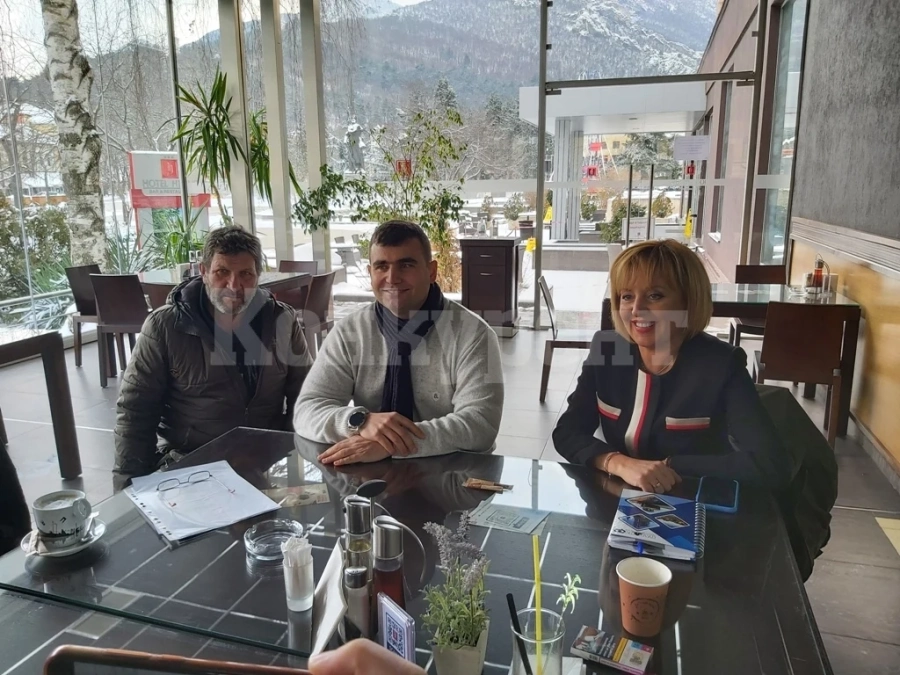 Във Враца Мая Манолова скочи на правителството заради пенсиите на възрастните хора