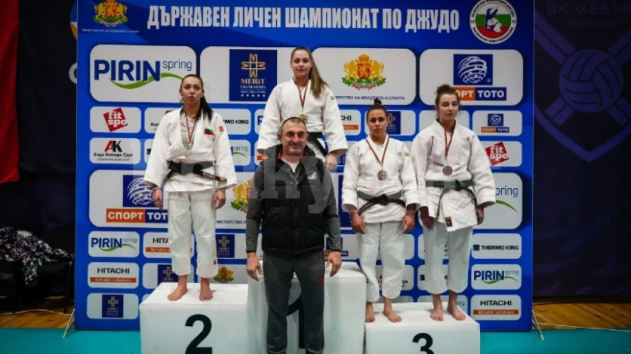 Ива отчете Бъдин с бронз в Пазарджик
