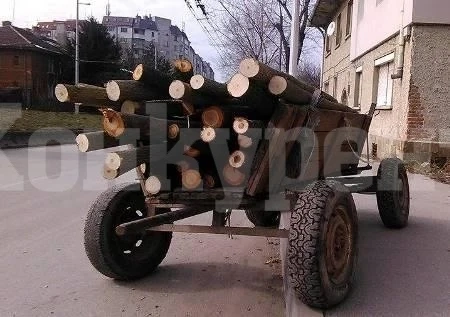 Спряха две конски каруци с дърва край Бяла Слатина