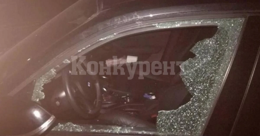 Потрошиха колата на млада жена   