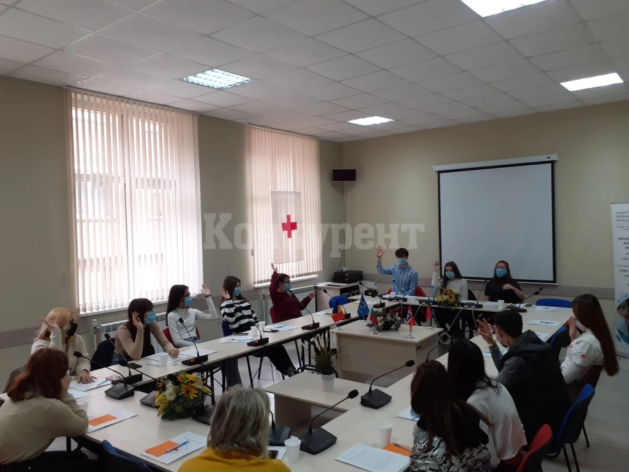 Млади червенокръстци проведоха отчетно-изборно събрание