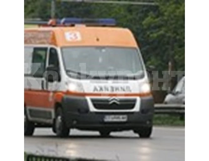 Баща на болно бебе чупи вратата на Спешния център в Гоце Делчев