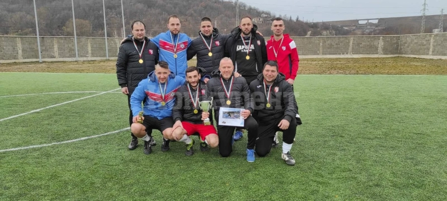Кариана и Геко си припомниха славните времена в Ерден с трофея в Da Luigi Winter Cup
