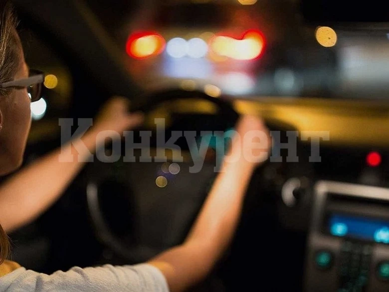 Полицията ахна! 13-годишна подкара нередовна кола, майка й отнесе 2 акта