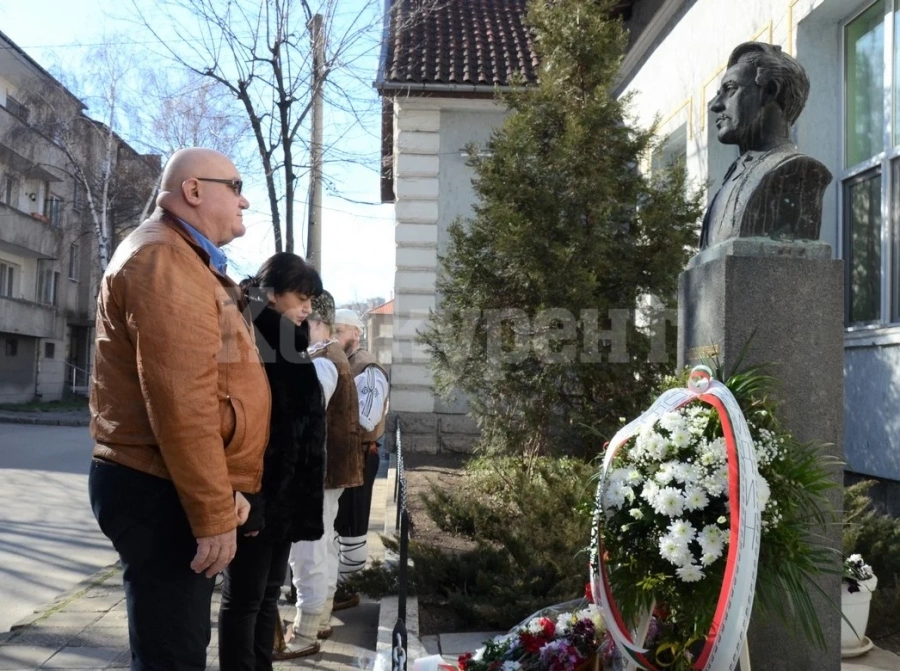 Поклон пред паметта на Апостола на свободата във Видин