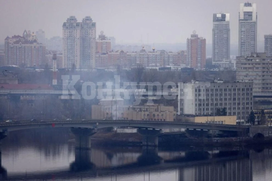 Руска ракета удари жилищен блок в Киев