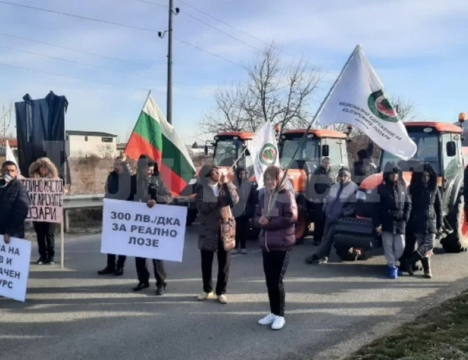 И китаец сред протестиращите лозари в Северозапада