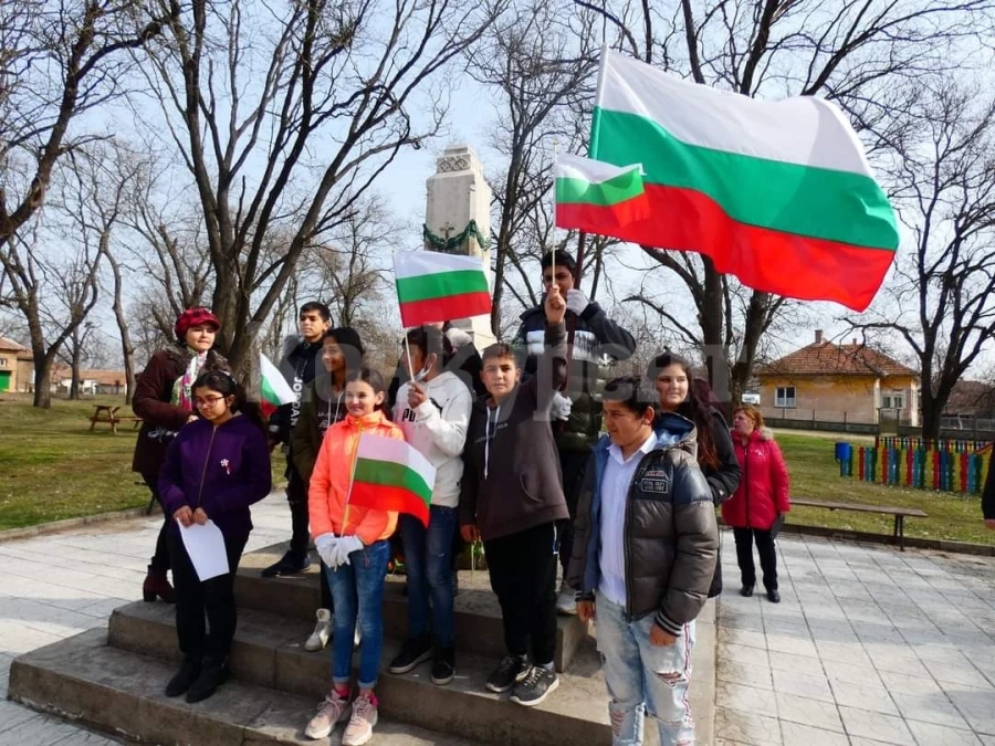 В Ковачица срещнаха националния празник
