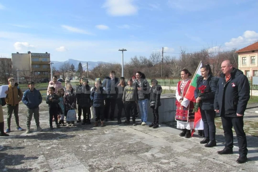 В Ружинци честваха националния празник СНИМКИ