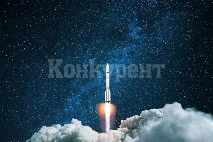 „Спейс Екс“ изстреля ракета-носител с 47 спътника от системата „Старлинк“