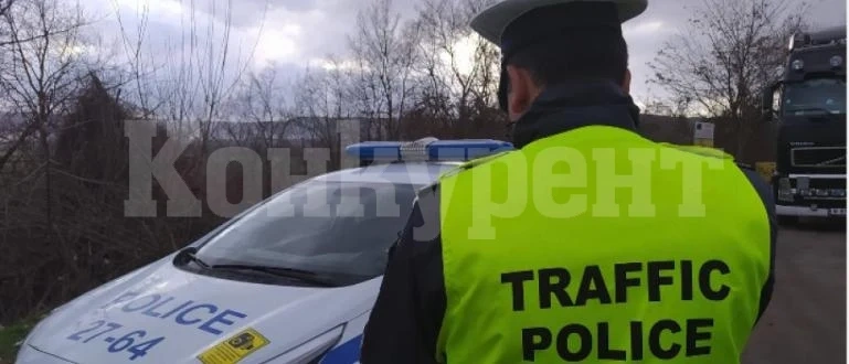 Засякоха шофьор с нередовна кола да бръмчи из Врачанско