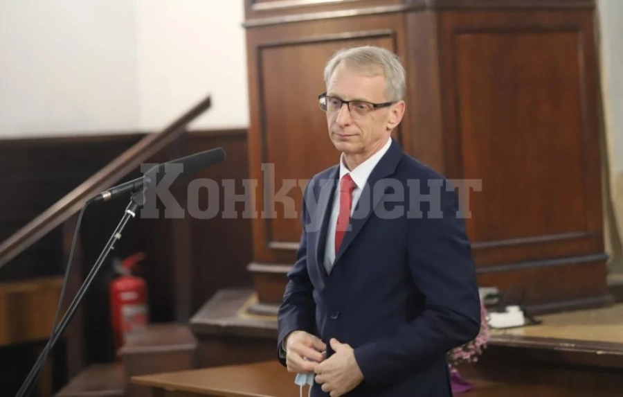 Денков: Обучението от разстояние даде равен достъп до качествено образование