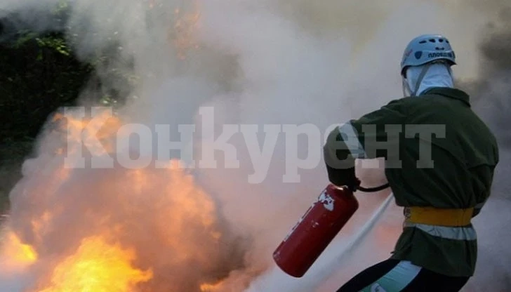 Два пожара вдигнаха на крак видинските огнеборци