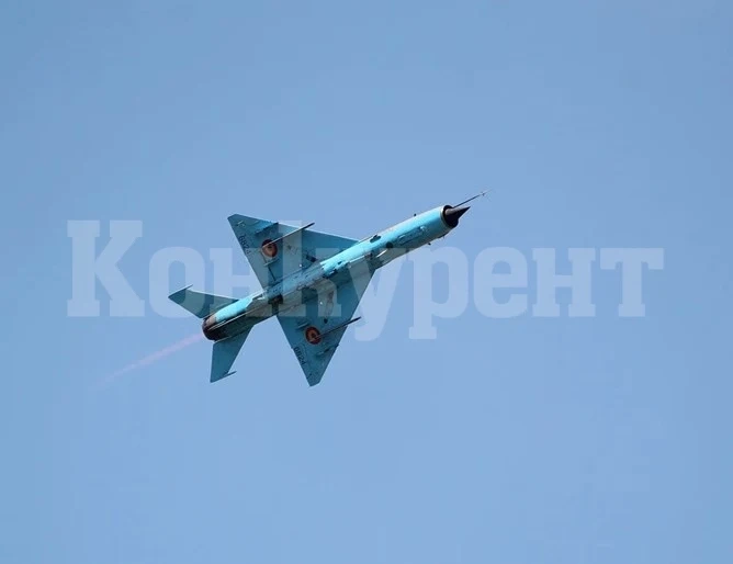 Хърватският президент забрани военни самолети да летят над градовете в страната