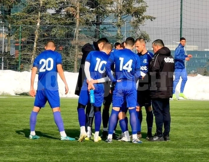 Нападател от разпадналия се Левски Лом си намери отбор