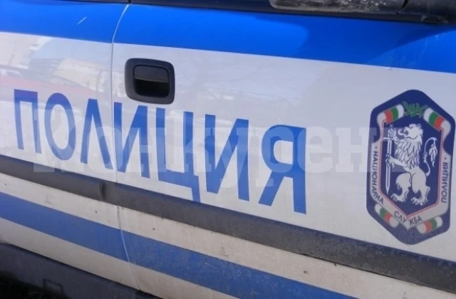 Неизвестен откраднал камион, покарал го и го върнал