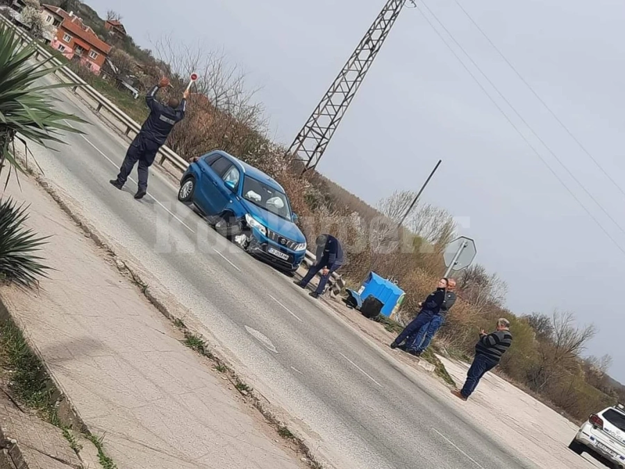 Софиянец се наниза на мантинелата край Арчар СНИМКА