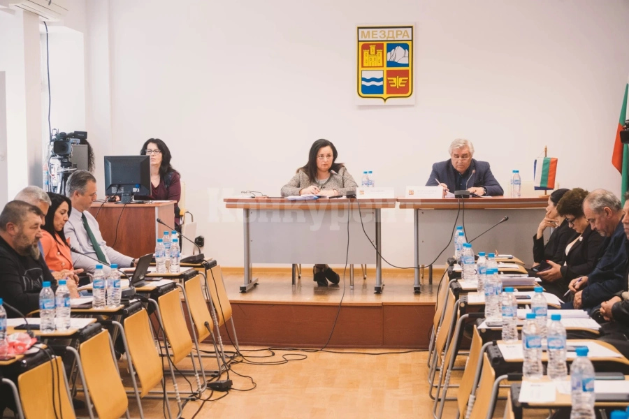 Общинските съветници от Мездра взеха важни решения