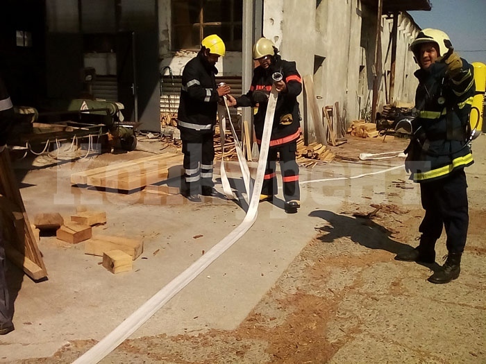 Горя дърводелски цех във Вършец