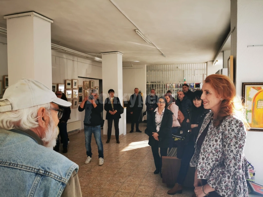 100 графики на 40 автори представя галерия „Кутловица” – Монтана
