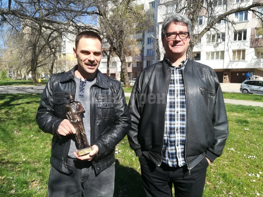 Спектакъл от Монтана стана „Комедийния хит на сезона”