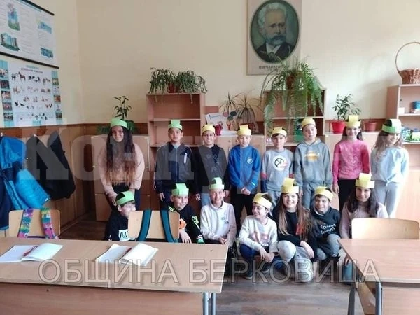 Иновативна програма „Дизайн шампиони“ в училище в Берковица