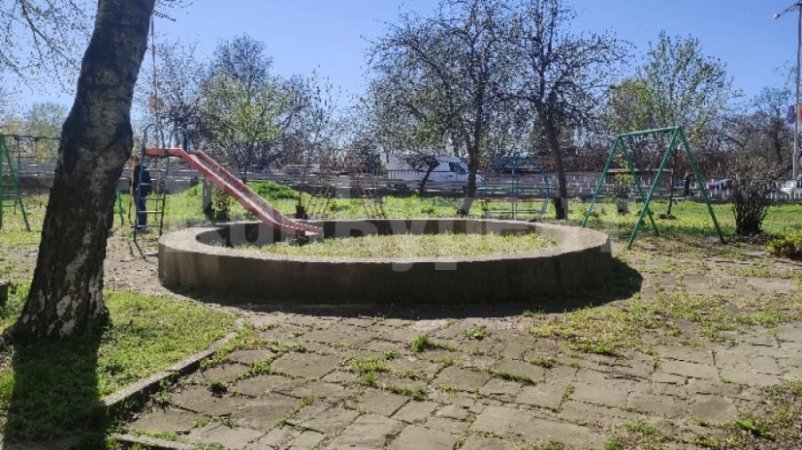 Доброволци ще облагородяват детска площадка във Видин