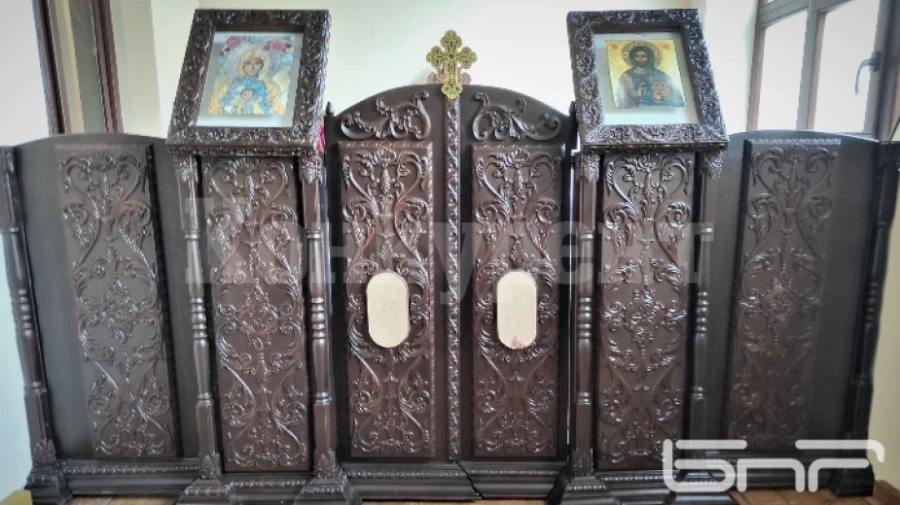 Нов иконостас има в Раковишкия манастир