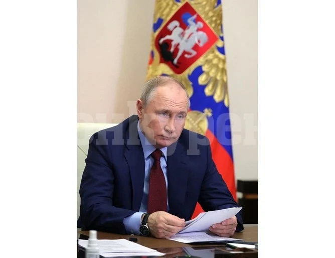 Официално: България забранена за дъщерите на Путин