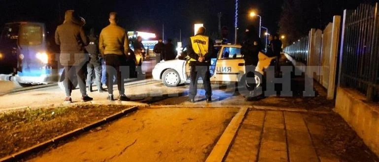 Пиян с „Опел Агила“ се преобърна на улица в Лом