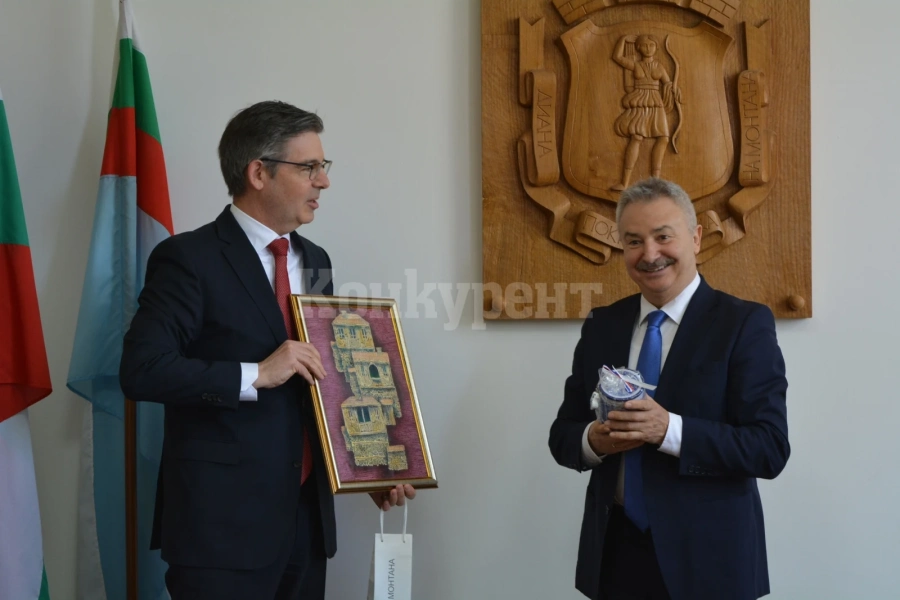 Златко Живков пред посланик Симон ван дер Бург: Разчитаме на подкрепата на Нидерландия за Шенген
