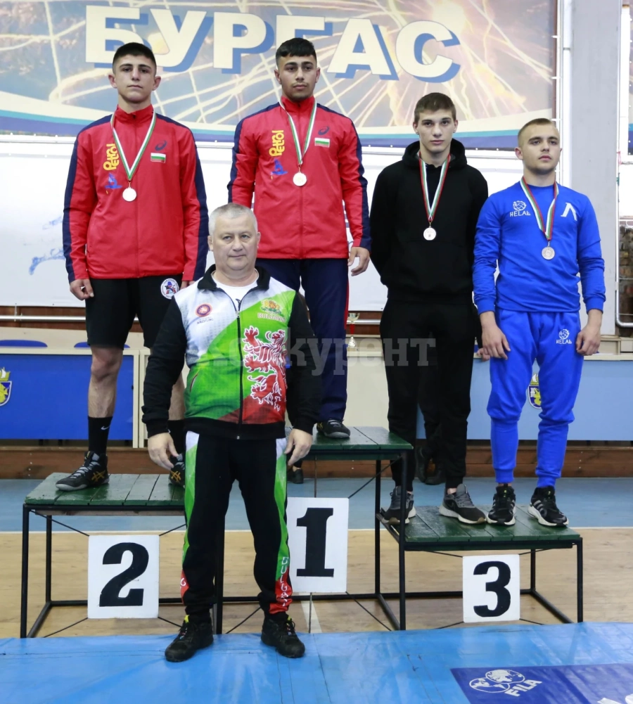 Две титли за борци от Оряхово