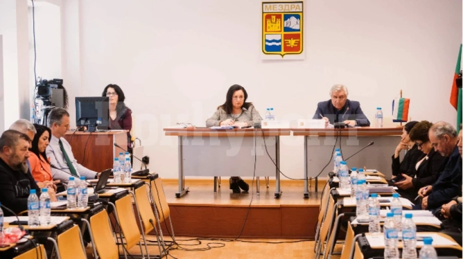 Гласуват бюджета на Община Мездра