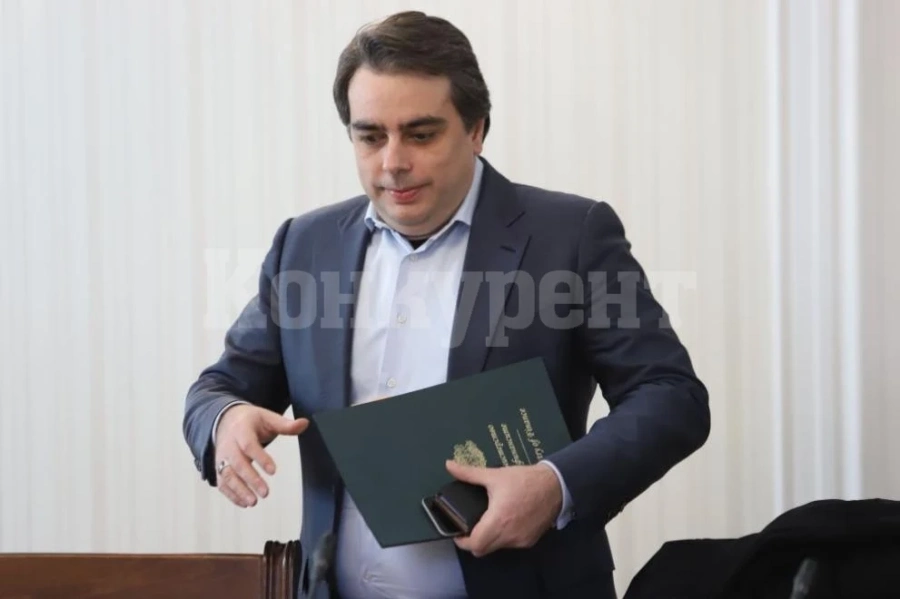 Асен Василев: България има най-евтиния бензин на колонка в ЕС