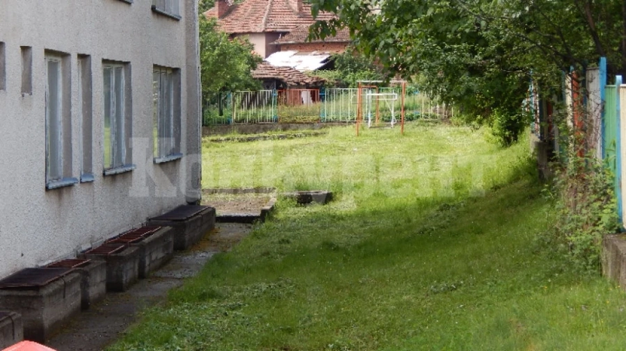 Обсъждат закриване на училището в Доктор Йосифово