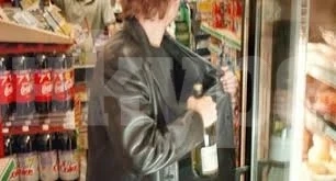 Мъж задигна храна и пиячка от магазин във Враца