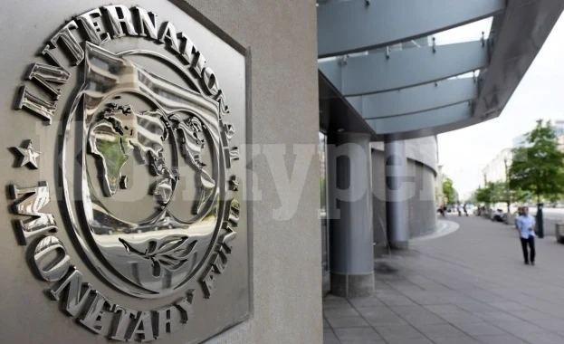 МВФ: Загубата на руска енергия ще натежи на европейската икономика