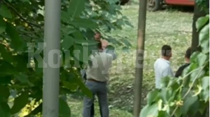 Разгонен селянин нападна посред бял ден жена в парка, опипа й гърдите, а после...