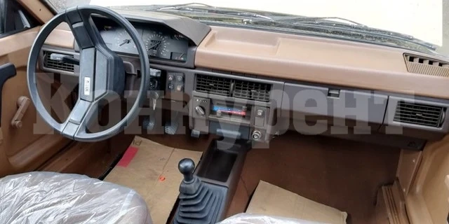 Апаш сви „Москвич“ от гаража на къща във Видинско