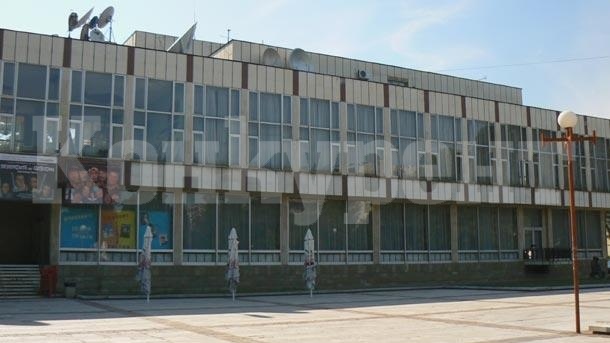 Вижте програмата на Драматичния театър в Монтана за месец май