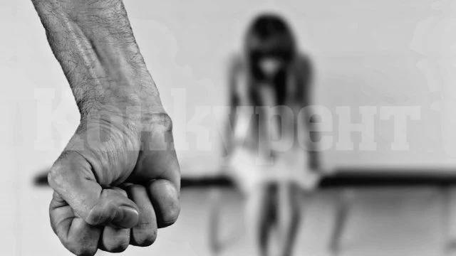 Съдят врачанин, заключил на тавана си непълнолетна девойка