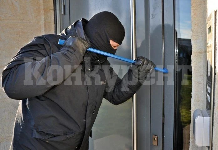 Апаш ошушка къща във Врачанско 
