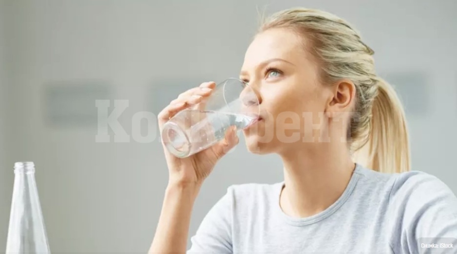 Как се приготвя жива вода, която чисти всички токсини от тялото