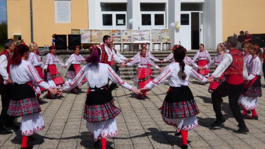 Читалището в село Сталийска махала отбеляза вековен юбилей