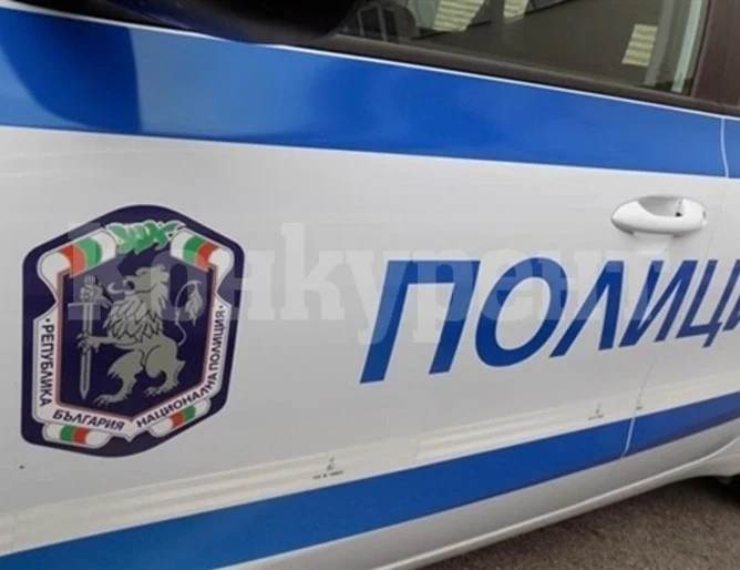 Кървава драма в бургаски офис - 31-годишен намушка пет пъти свой конкурент и се скри в тоалетната