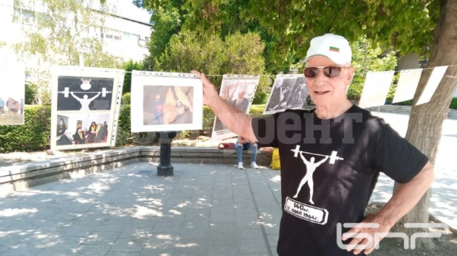 Поредна фотоизложба подреди Богомил Петров във Видин